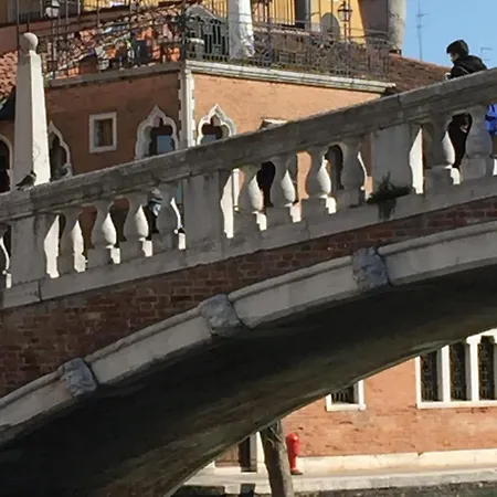 Welcome To Royalclass * Venice